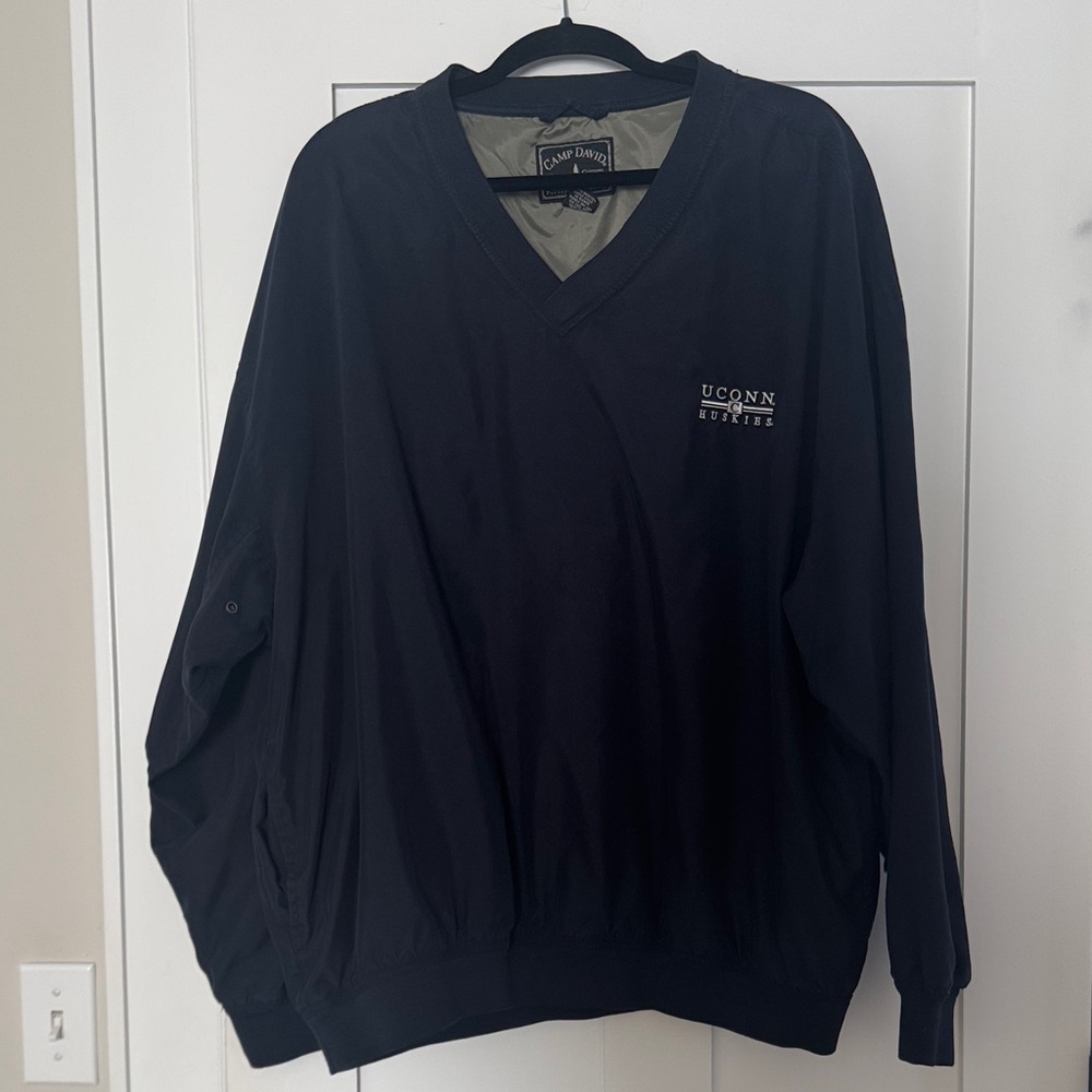 Vintage UConn Huskies Pullover